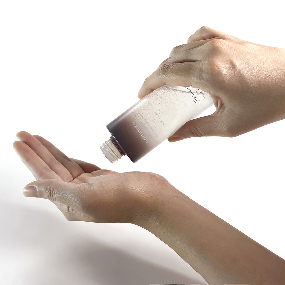 Haruharu Wonder | Black Rice Hyaluronic Toner
